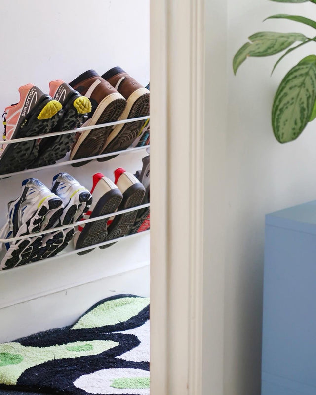 AIRO White shoe rack with asics sneaker Schuhregal image by girlonkicks