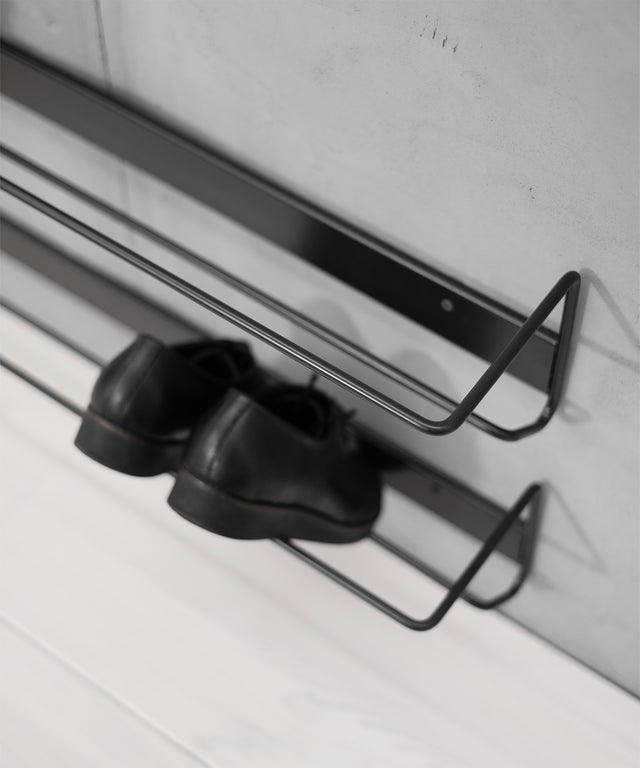AIRO shoe rack Black Result Objects AIRO Schuhregal Schwarz Wand Schuhablage