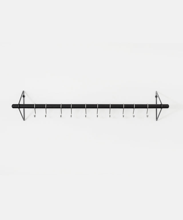 SOLID hallway black - Result Objects – Flurgarderobe Schwarz mit schwarzer Eichenholzstange
