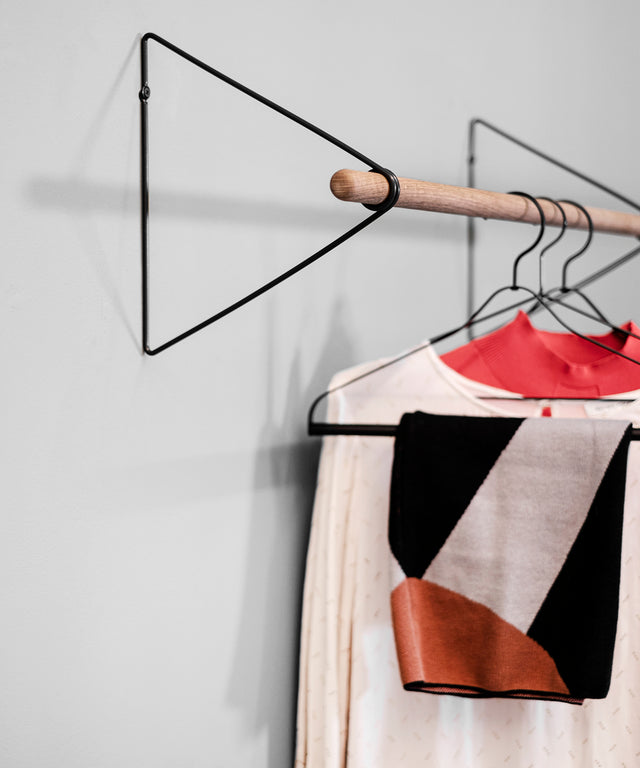 SPRING coatrack Black – Result Objects – SPRING Garderobe Schwarz
